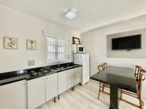 028 - Lindo Residencial com Piscina e Jacuzzi na praia de Bombas
